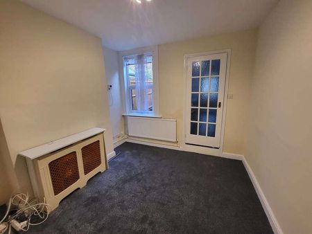 Hartley Road, Luton, LU2 - Photo 3