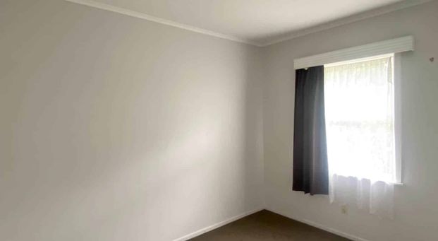 Two Bedroom Unit in Papatoetoe - Photo 1