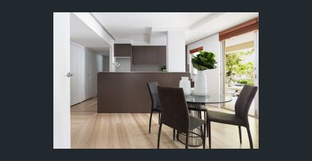 Huge indoor/outdoor residence in garden position - Photo 5