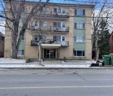 Beau 4 1/2 à Louer à Lachine - Photo 1