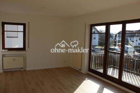 Stilvoll wohnen im Grünen – modern renovierte 2-Raum-Wohnung mit Balkon & Einbauküche - Foto 5