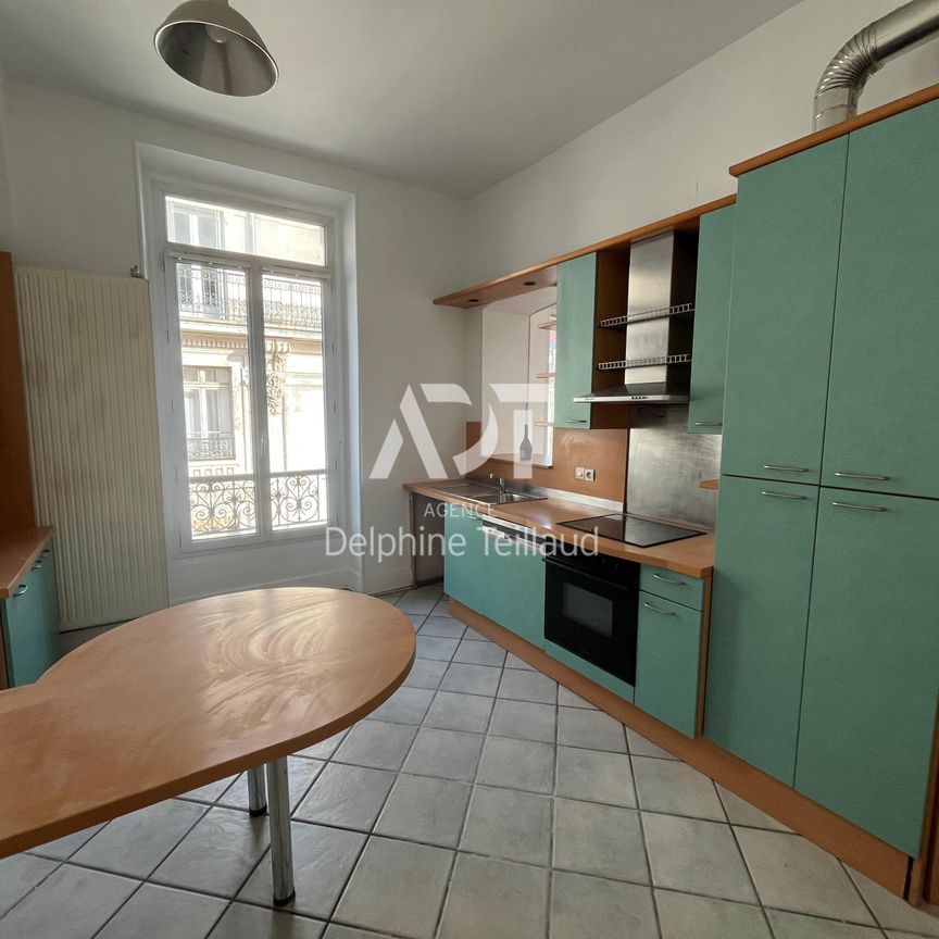 Location Appartement 3 pièces 88m² GRENOBLE 38000 - Photo 1