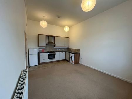 Apartment to rent on - Photo 3