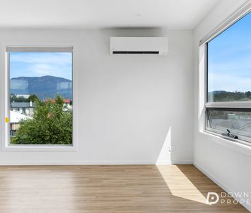 Brand New 3-Bedroom Townhouse – Modern Living in Warrane - Photo 2