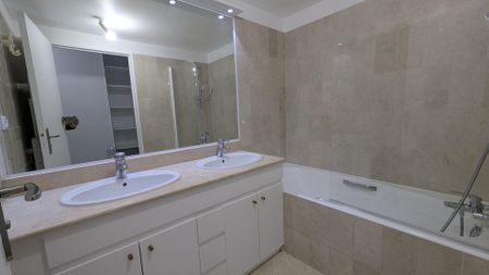 location Appartement T3 DE 75.5m² À MEUDON - Photo 5