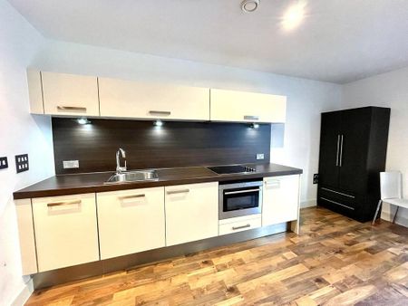 Studio to rent - Photo 5