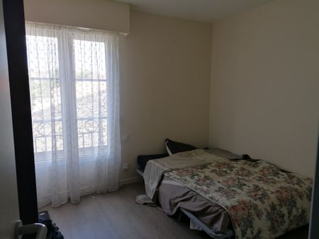 Location Appartement 2 pièces 39m² MONTAIGU VENDEE 85600 - Photo 2