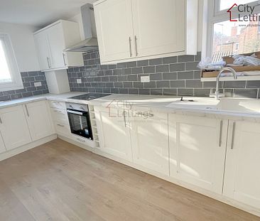 2 Bedroom Flat - Photo 4