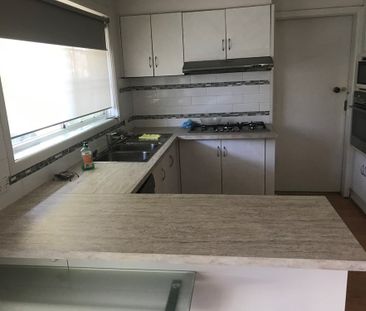 5-bedroom shared house, George Street - Photo 4