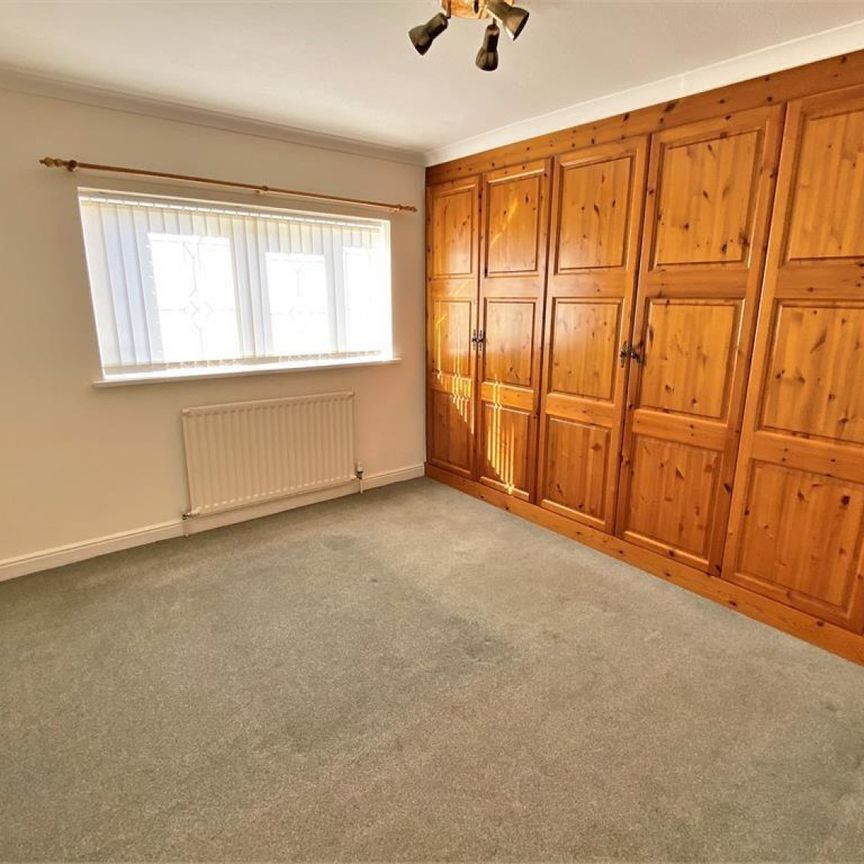 3 bedroom House To Let - Photo 1