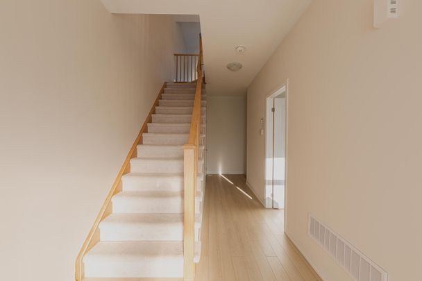 For Lease - 35 Floyd Ford Way, Markham, Ontario - Photo 1