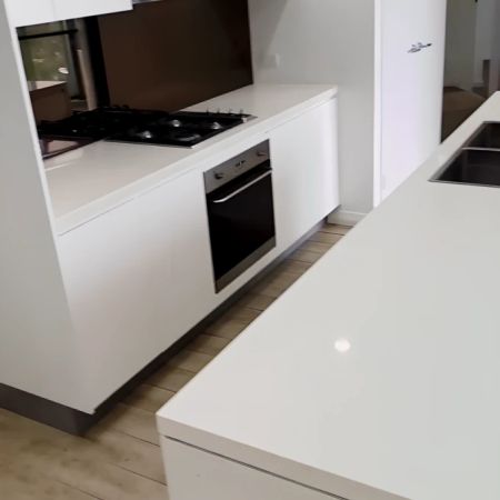 2 bed 2 bath - Photo 4