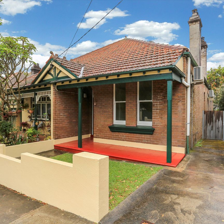 86 Carshalton Street, Croydon Park NSW 2133 - House For Rent | Domain - Photo 1