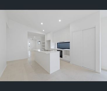 35 Hotham Crescent, Banya, Qld 4551 - Photo 1