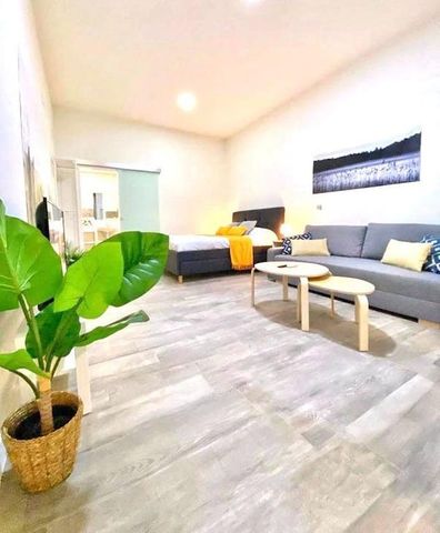 Calle Perdiguera, Málaga, Andalusia 29003 - Photo 2