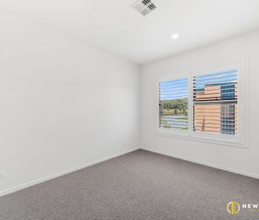 34 Edward Drive, Googong NSW 2620 - Townhouse For Rent | Domain - Photo 5