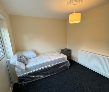 Room in a Shared House, Papyrus Way, B36 - Photo 2