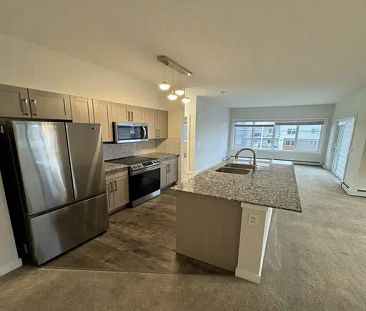 2BED 2BATH Corner Unit Top Floor for Rent Sky view NE Calgary | 4641 128 Avenue Northeast, Calgary - Photo 1