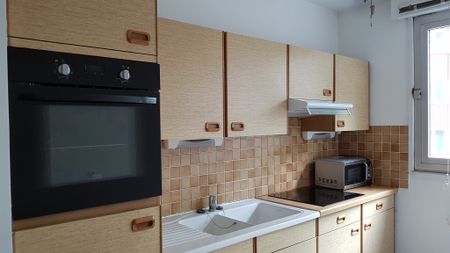 NOUVEAU ! Beau T2 avec parking boulevard Vauban à LILLE. - Photo 4