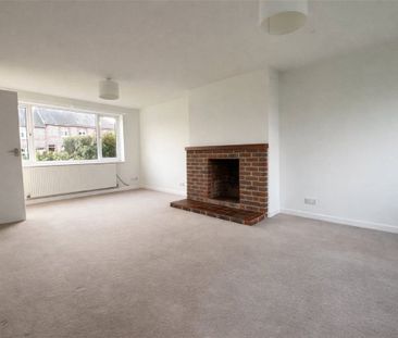 3 Bedroom Semi-Detached property available on a short-term 6 month ... - Photo 1