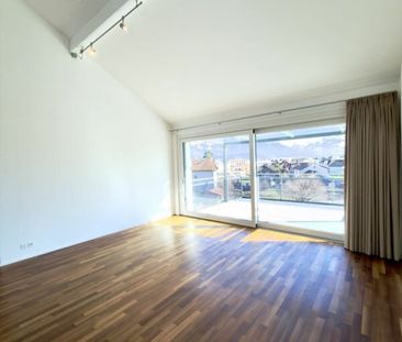4.5-Zimmer-Dachwohnung in Tuggen - Photo 4