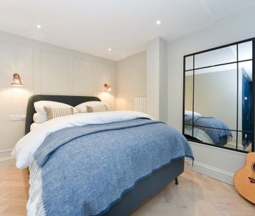 Studio Flat, Kensington Gardens Square, W2 - Photo 6
