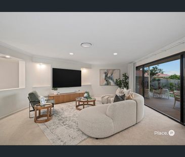 Spacious Family Home with Pool, Solar & River Views - Photo 2