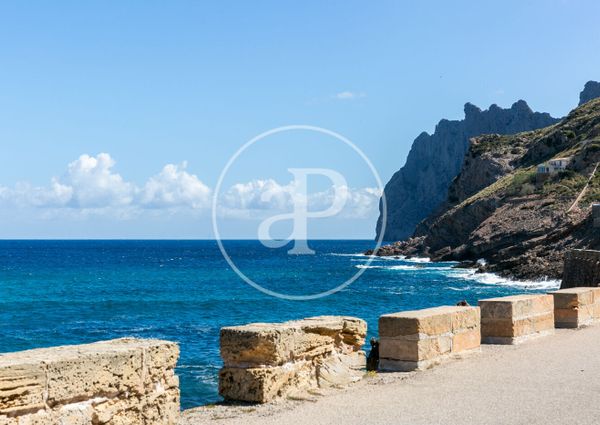 House for rent in Cala San Vicente