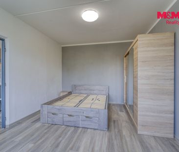 Pronájem bytu 1+1 36 m² - Photo 1