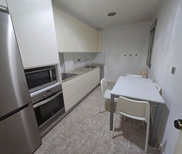 Piso de alquiler en Couto - Photo 1