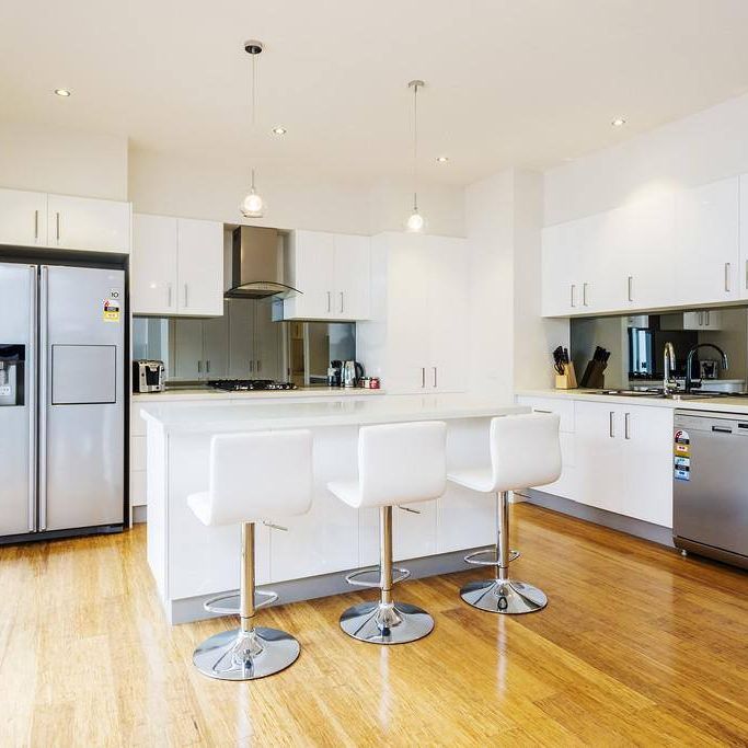 FULLY FURNISHED - UNAVAILABLE UNTIL JANUARY 2020 - Photo 1