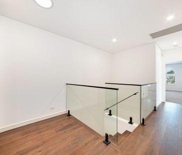 Brand New Luxuriously Designed Duplex in Heart of Hunters Hill Walk... - Photo 4