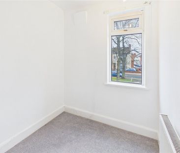 3 Bedroom Terraced - Photo 4