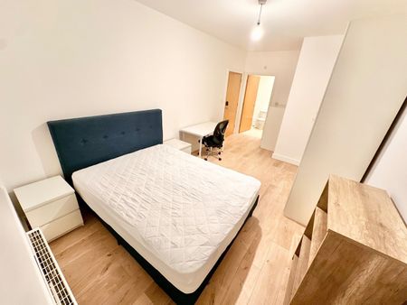 Room in a Shared Flat, Greystoke House, W5 - Photo 4
