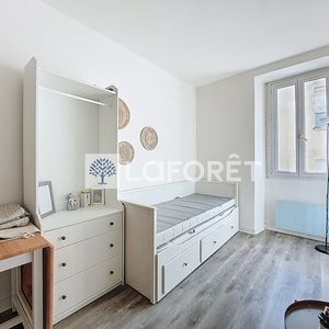 Apartment - Photo 2