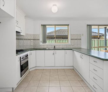 Comfortable & Convenient Living in the Heart of Seabrook - Photo 3