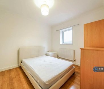 1 bedroom in a house share to rent - Photo 4