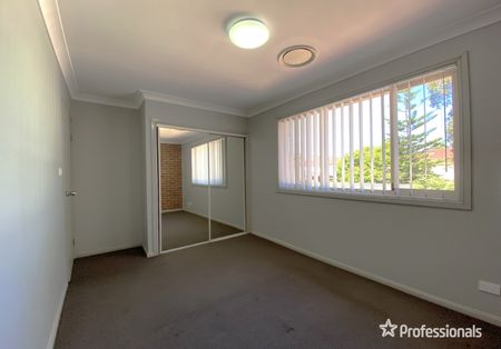 6/17 Carnation Avenue, Casula NSW 2170 - Photo 5