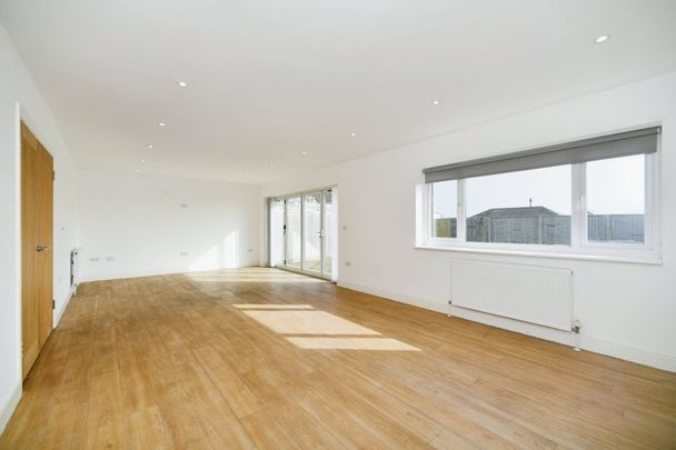 Dorothy Avenue - Photo 1