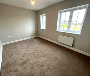 2 bedroom semi-detached house to rent - Photo 3