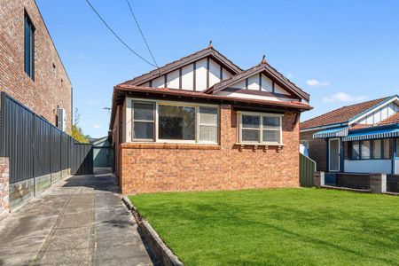 DOWN BY THE RIVER - Photo 2