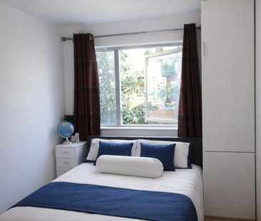 Room in a Shared Flat, Holly Court, SE10 - Photo 2
