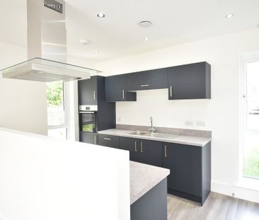 Redmires Grove, Harrogate - Photo 2