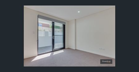 Ground Floor with Huge Undercover Return Balcony - Photo 2