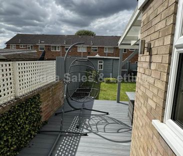 Glenarm Crescent, Lincoln - Photo 1