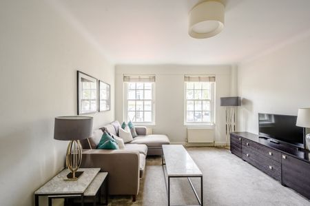 A contemporary two-bedroom apartment set on the first floor in Chelsea, London SW3 - Photo 3
