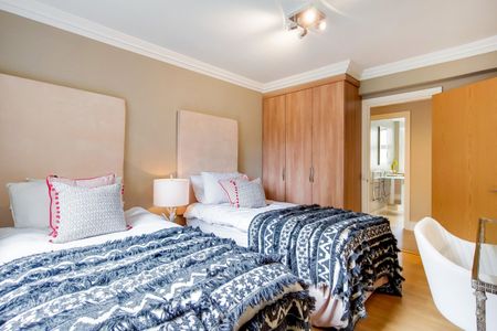 Boydell Court, St. Johns Wood Park, London, NW8 6NG - Photo 4
