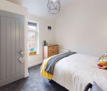 1 bedroom in a house share to rent - Photo 3