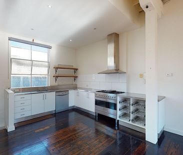 SPECTACULAR 5 LEVEL WAREHOUSE CONVERSION - Photo 6