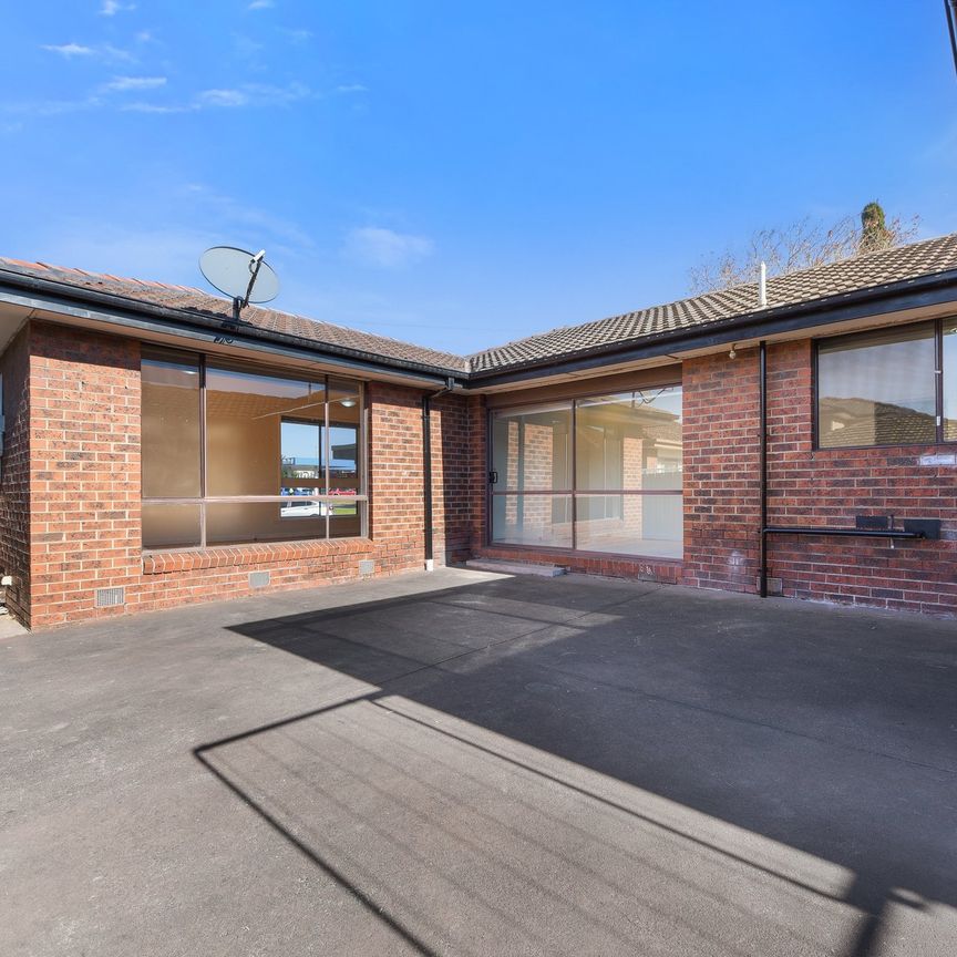 1/1815 Dandenong Road, Oakleigh East - Photo 1